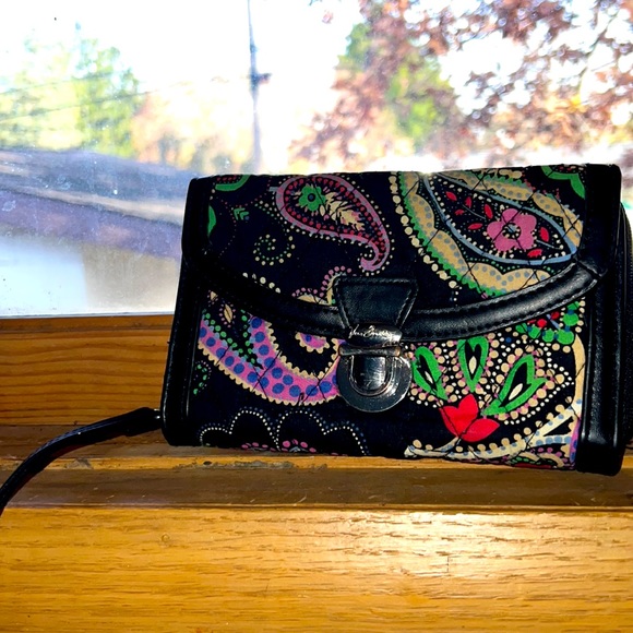 Vera Bradley Handbags - Vera Bradley Wallet